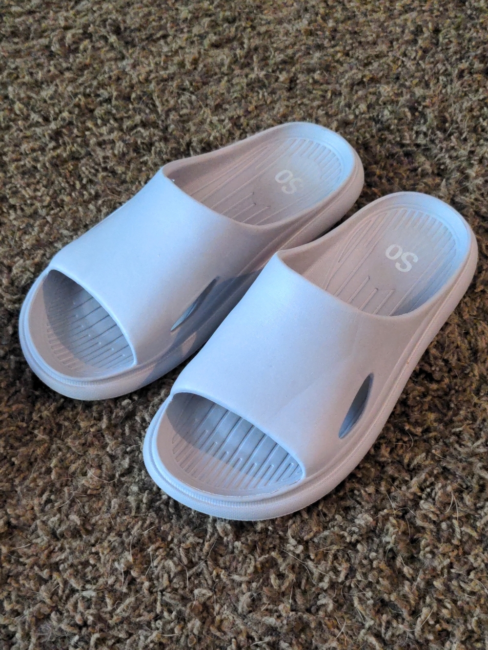 Sonoma White Slip-On Slide Sandals